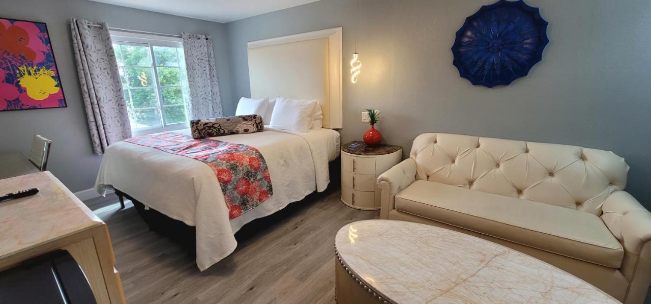 Dragonfly Inn & Suites Hastings Kültér fotó