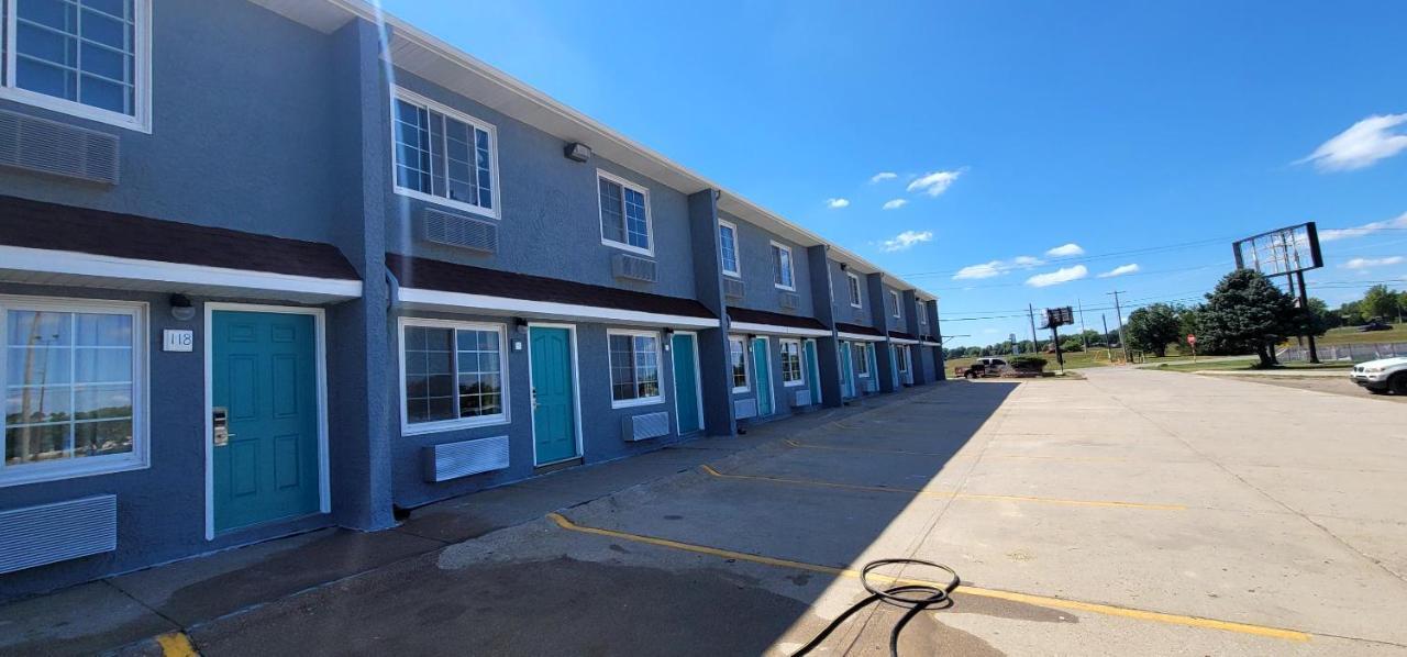 Dragonfly Inn & Suites Hastings Kültér fotó